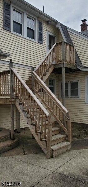 34 Tracy Ave - Photo 2