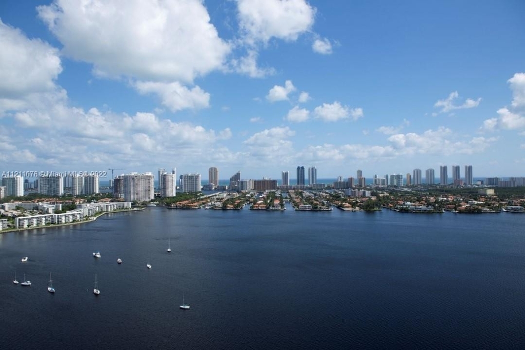 17301 Biscayne Blvd - Photo 34