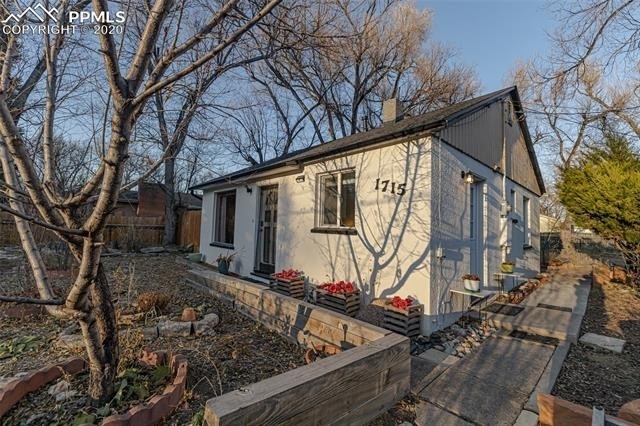 1715 Lorraine Street - Photo 1