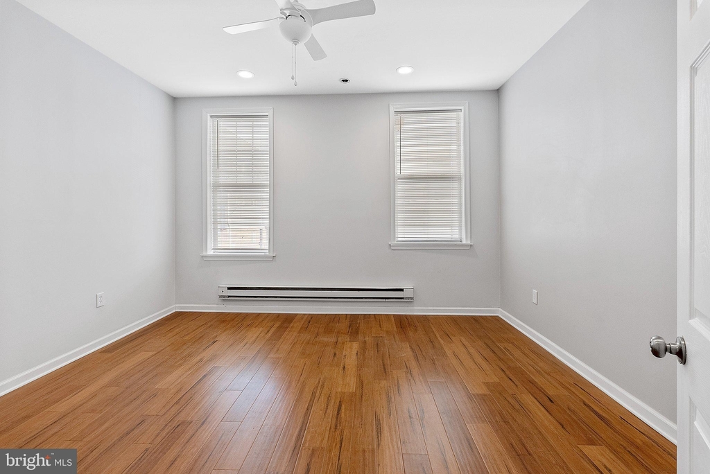 410 W Berks Street - Photo 10