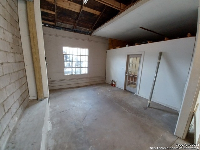 129 Louisiana St - Photo 8