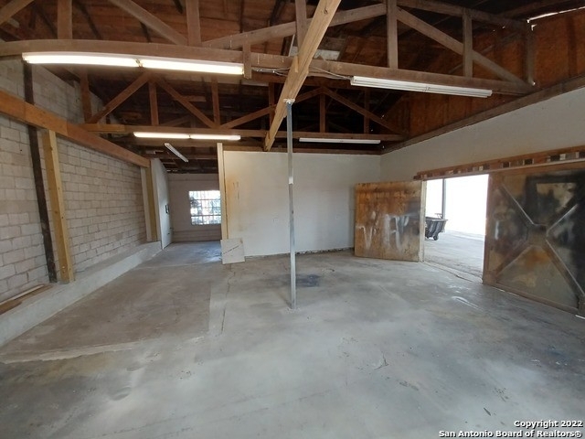 129 Louisiana St - Photo 6