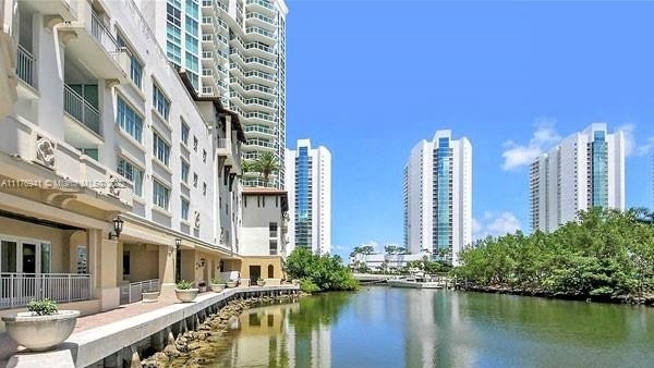 150 Sunny Isles Blvd - Photo 23