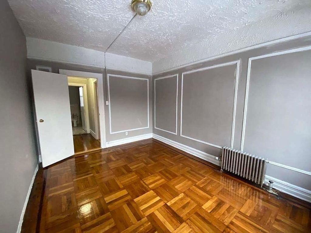 2149 Cortelyou Road - Photo 4