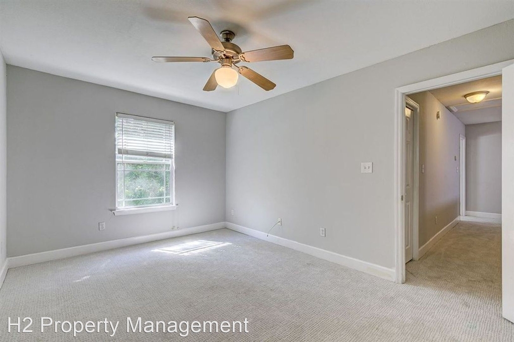 2208 Delta Lane - Photo 21