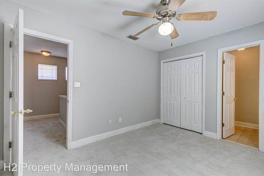 2208 Delta Lane - Photo 23