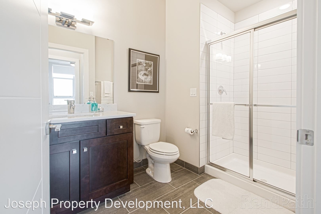 4175 North Oakland Avenue - Photo 1