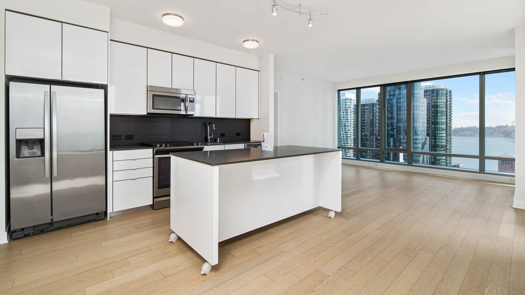 340 Fremont St - Photo 25