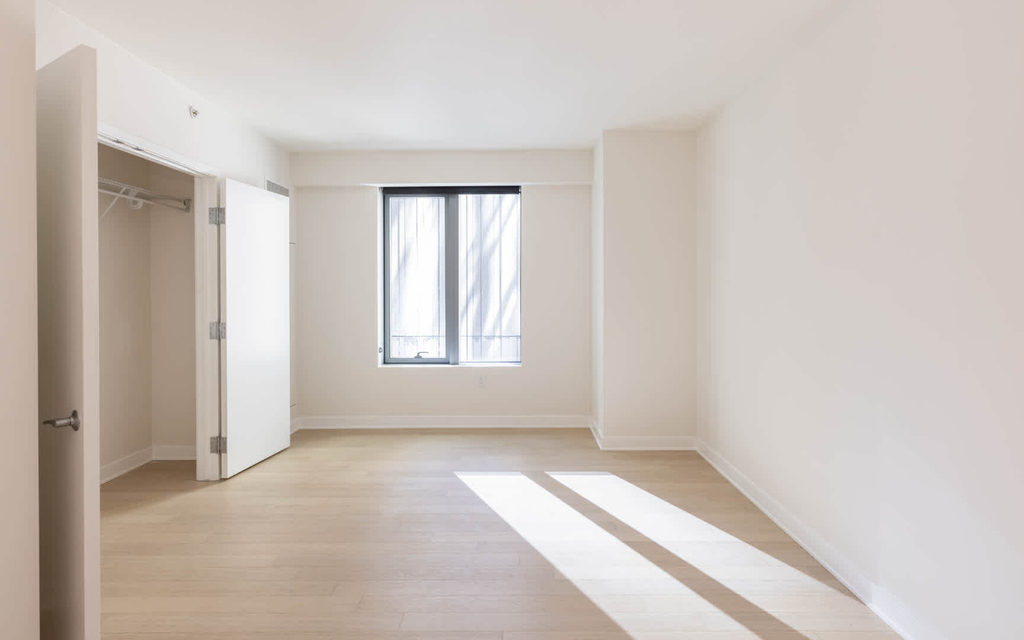 340 Fremont St - Photo 41