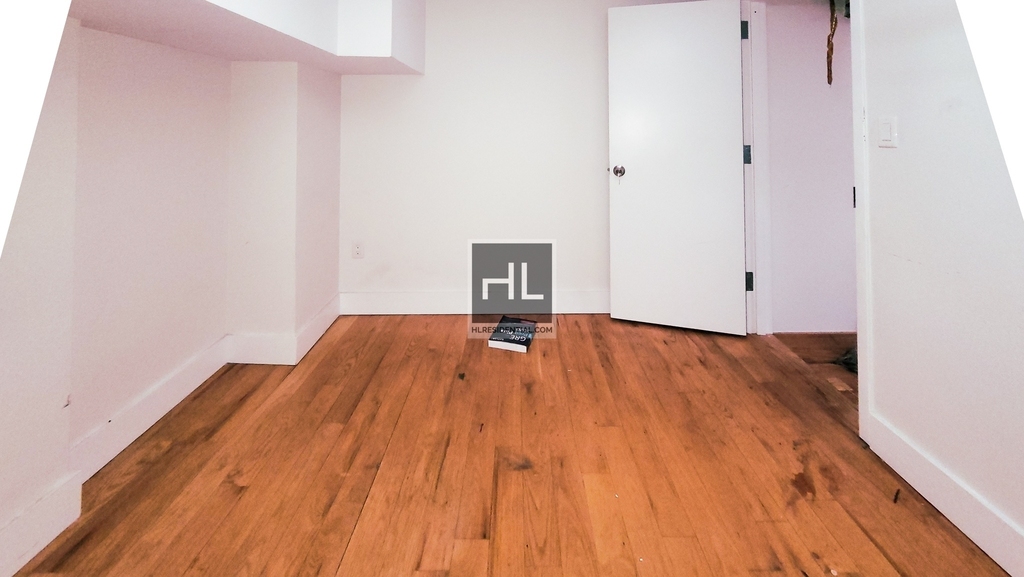 490 Kosciuszko Street - Photo 5