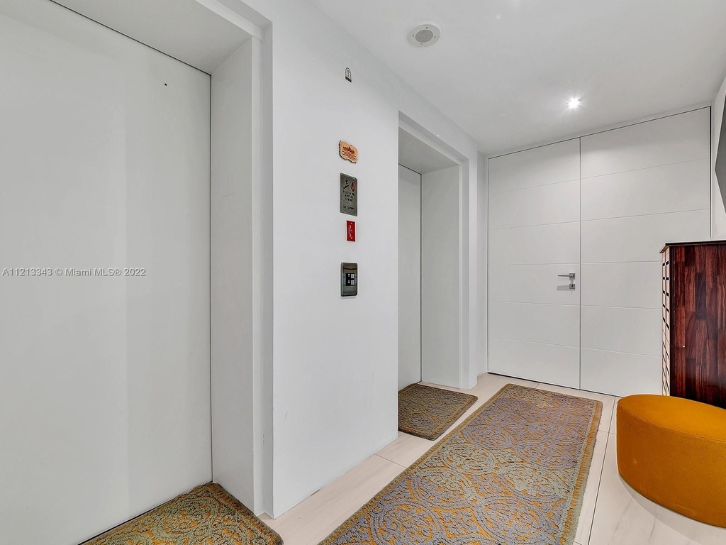 10101 Collins Ave - Photo 24