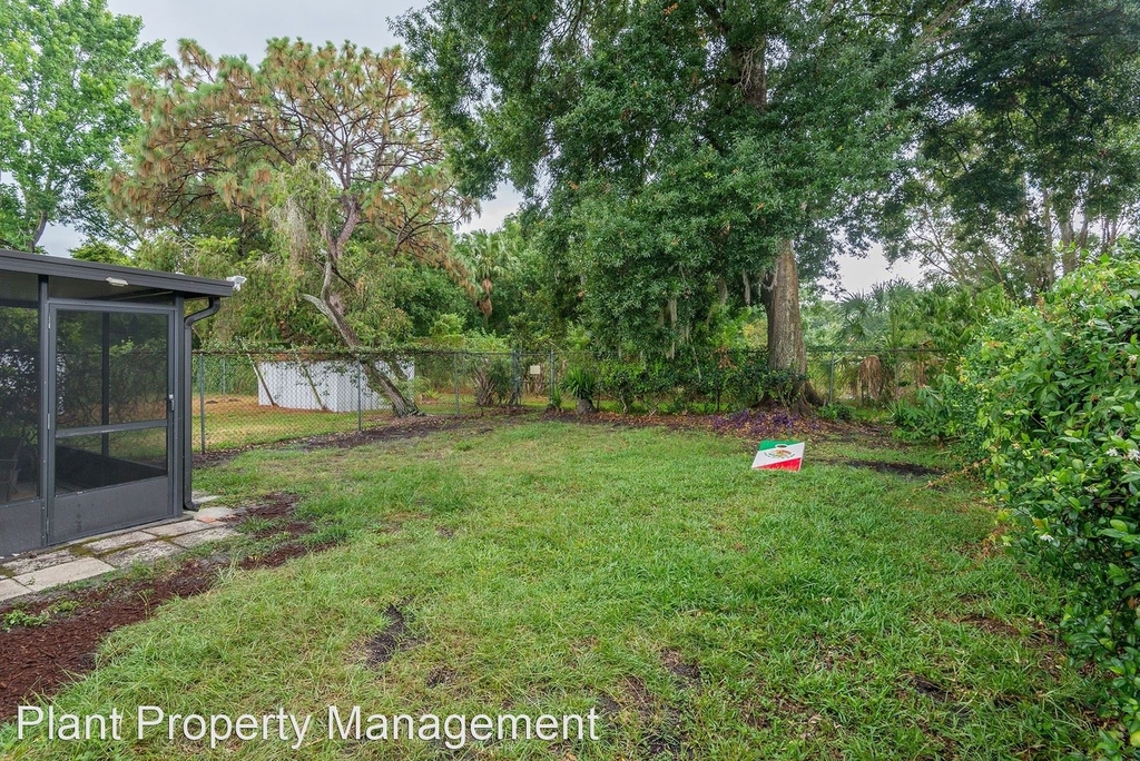 3134 W Sligh Ave - Photo 23