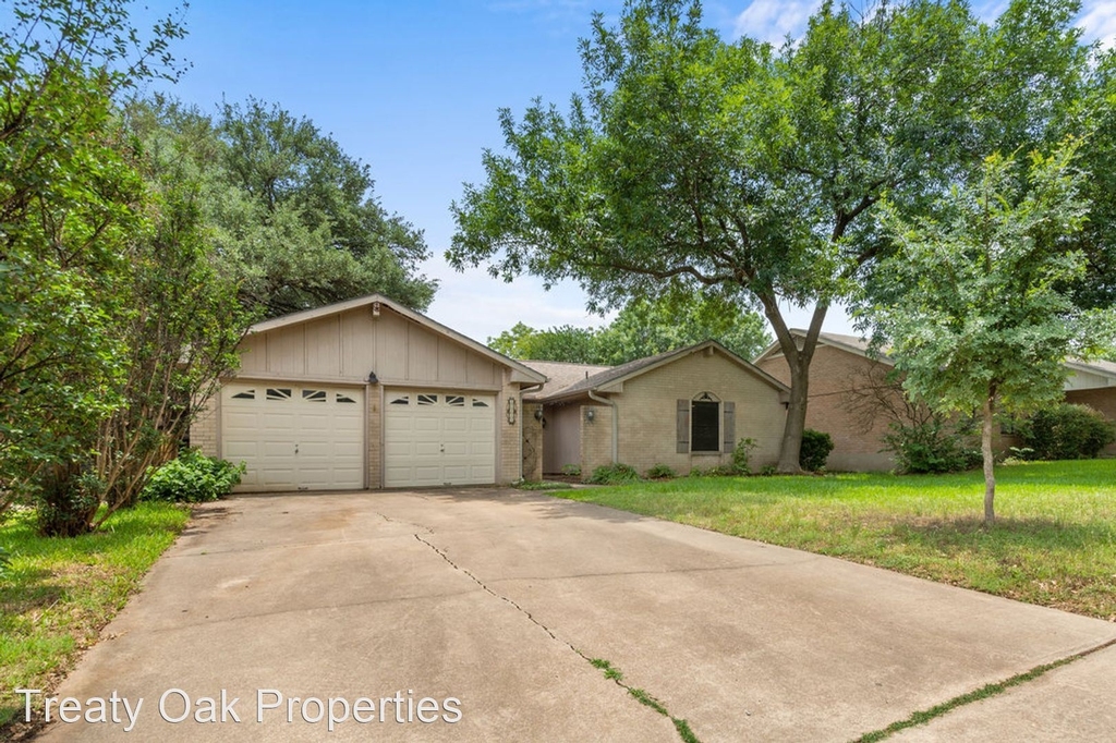 10211 Missel Thrush Drive - Photo 1