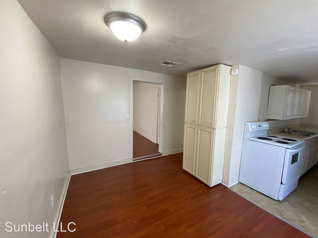 820 Palm Ave - Photo 3