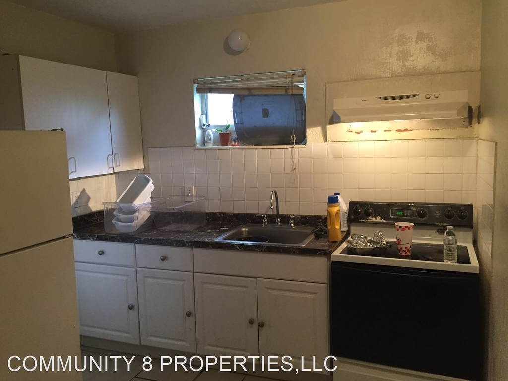 2750 Sw 2 St - Photo 8