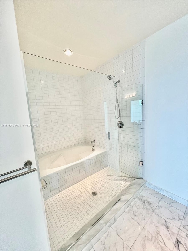 888 Biscayne Blvd - Photo 10