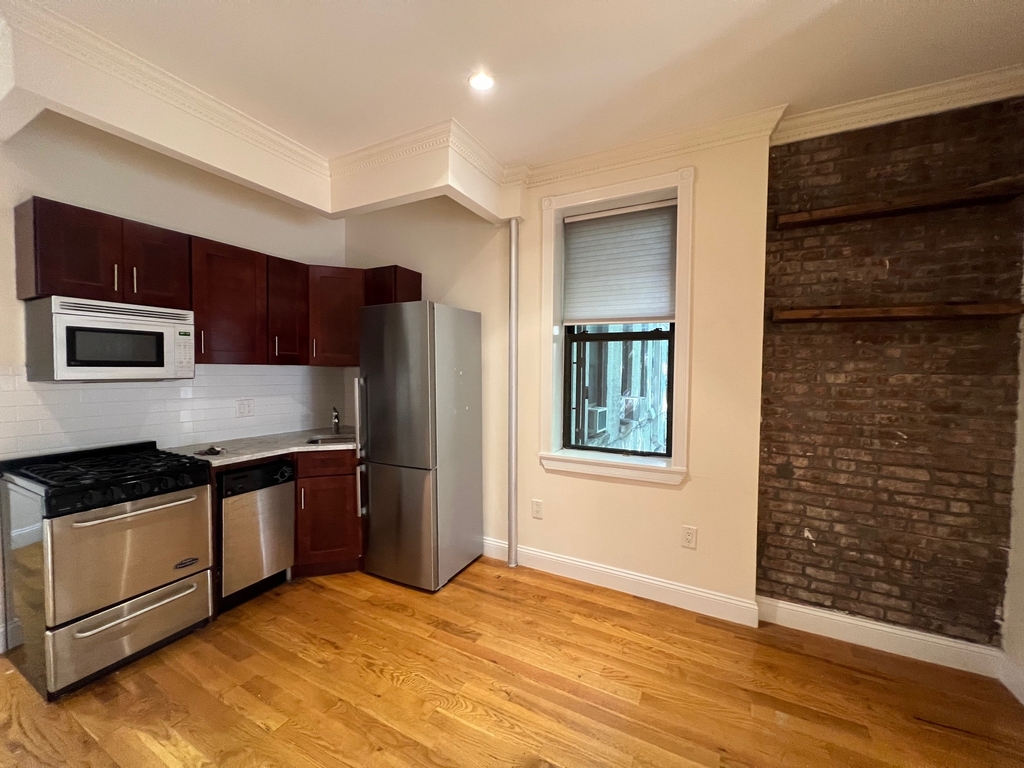 332 East 71st Street - Photo 7