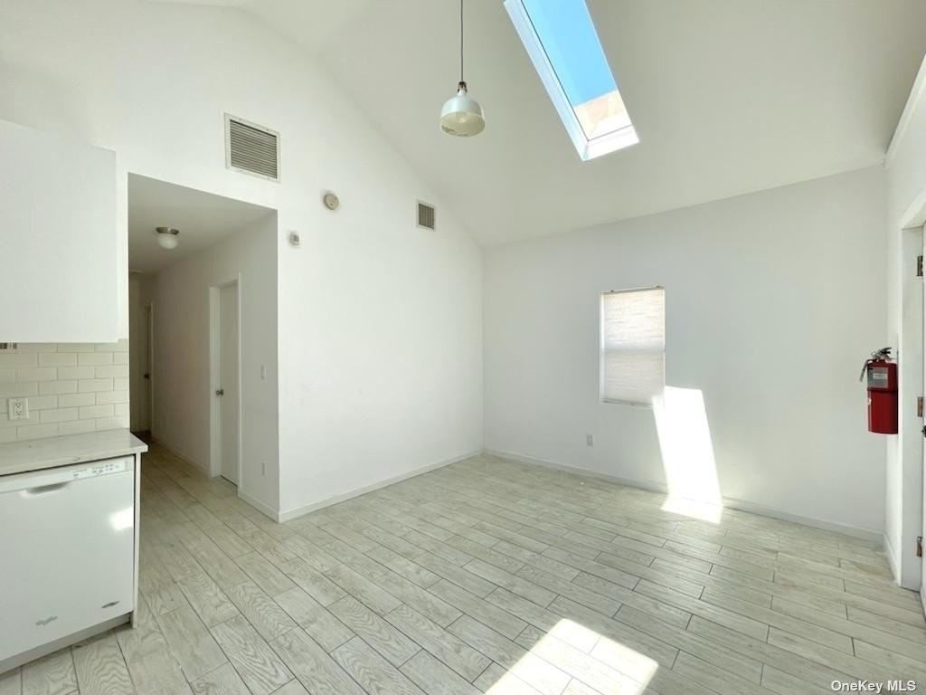 127 Beach 26th Street - Photo 2