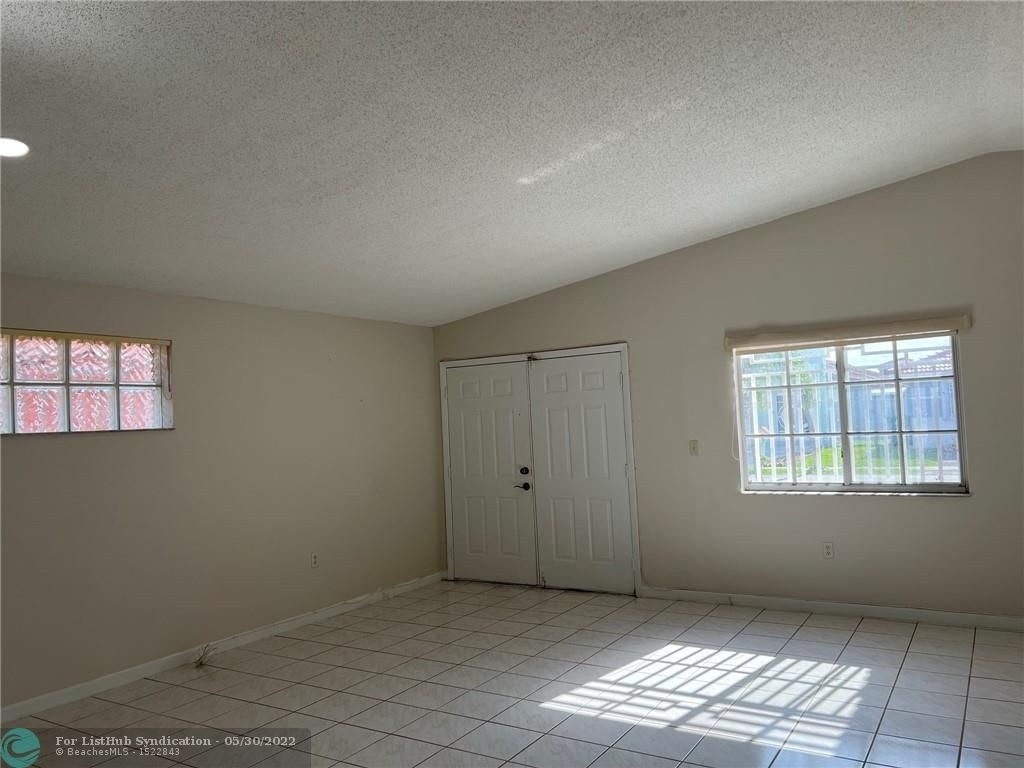 12381 Nw 97th Pl - Photo 7