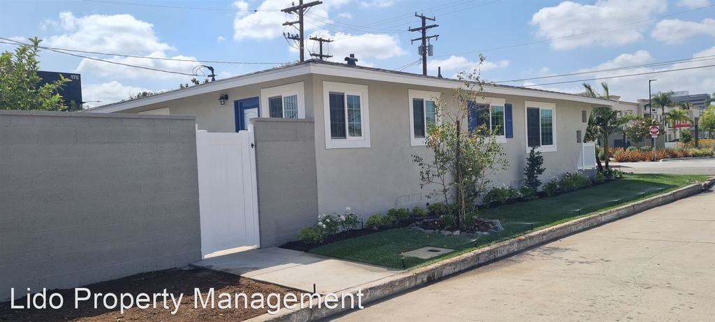 1433 W Almond Avenue - Photo 12