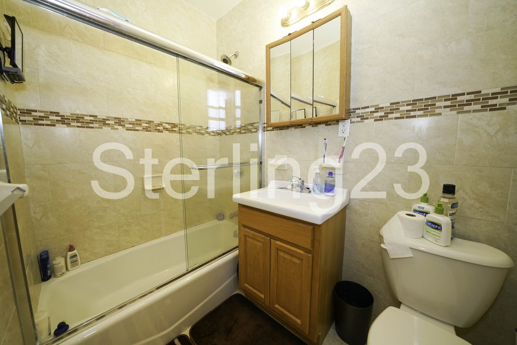 23-68 23rd Street - Photo 15