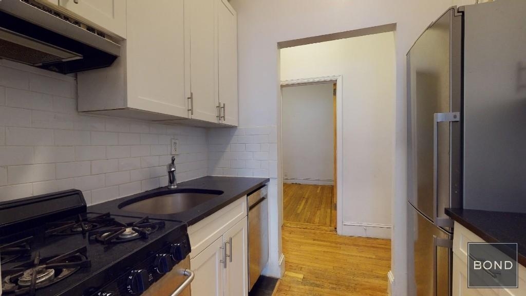 230 East 87 Street - Photo 3