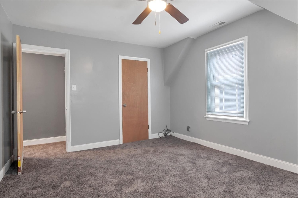 4110 Wegg Avenue - Photo 10