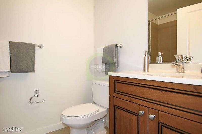 124 W Polk St - Photo 7