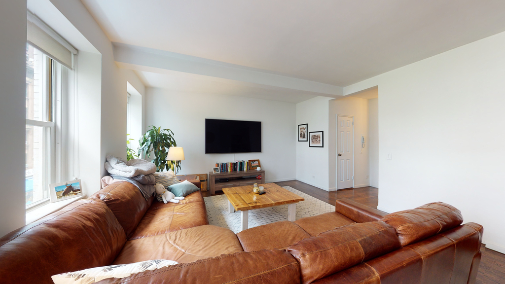 305 east 70th - Photo 2