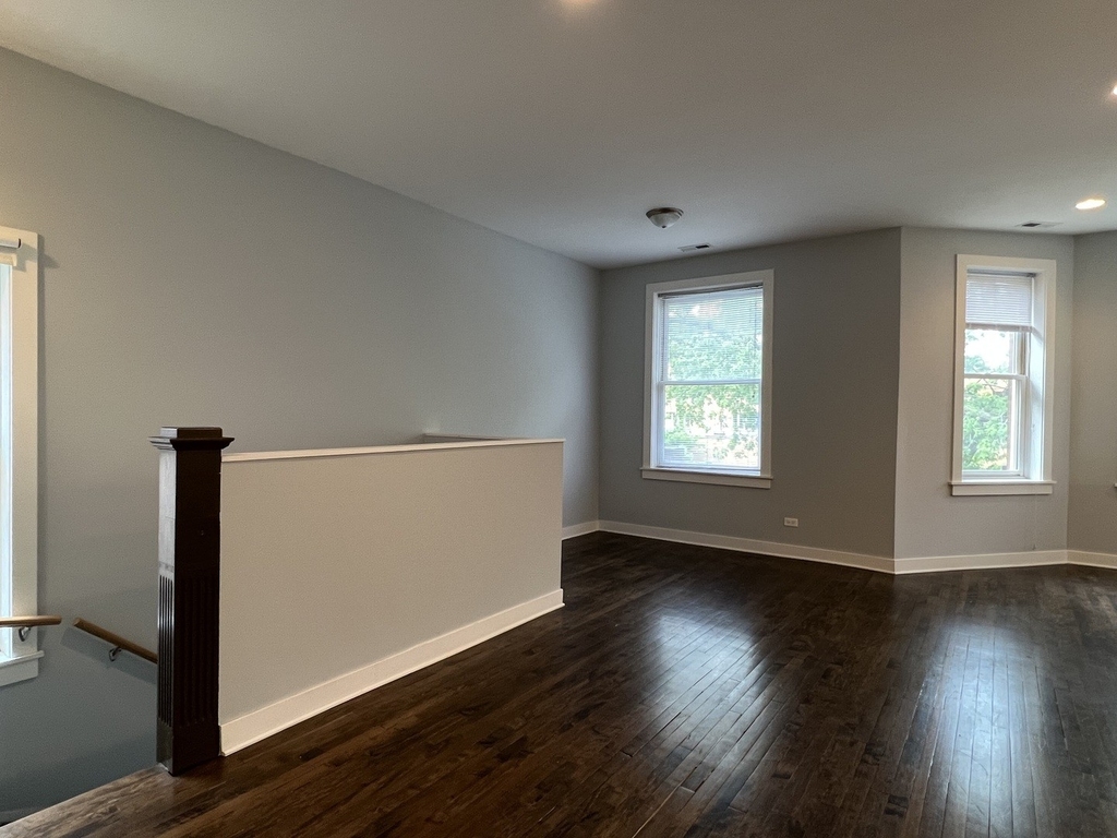 2247 W Thomas Street - Photo 6