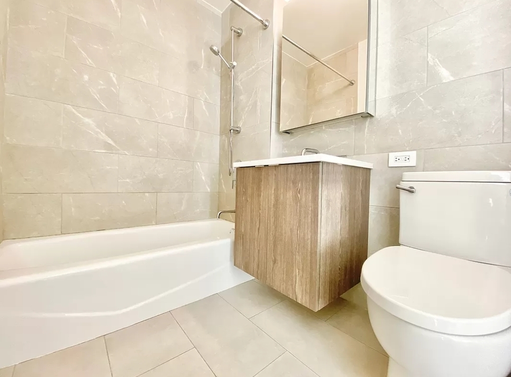 520 West 43rd Street - Photo 5