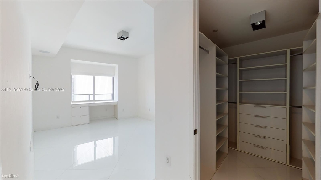 1100 Biscayne Blvd - Photo 25