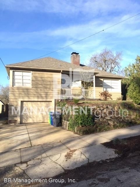 4205 Ne 18th Ave - Photo 1