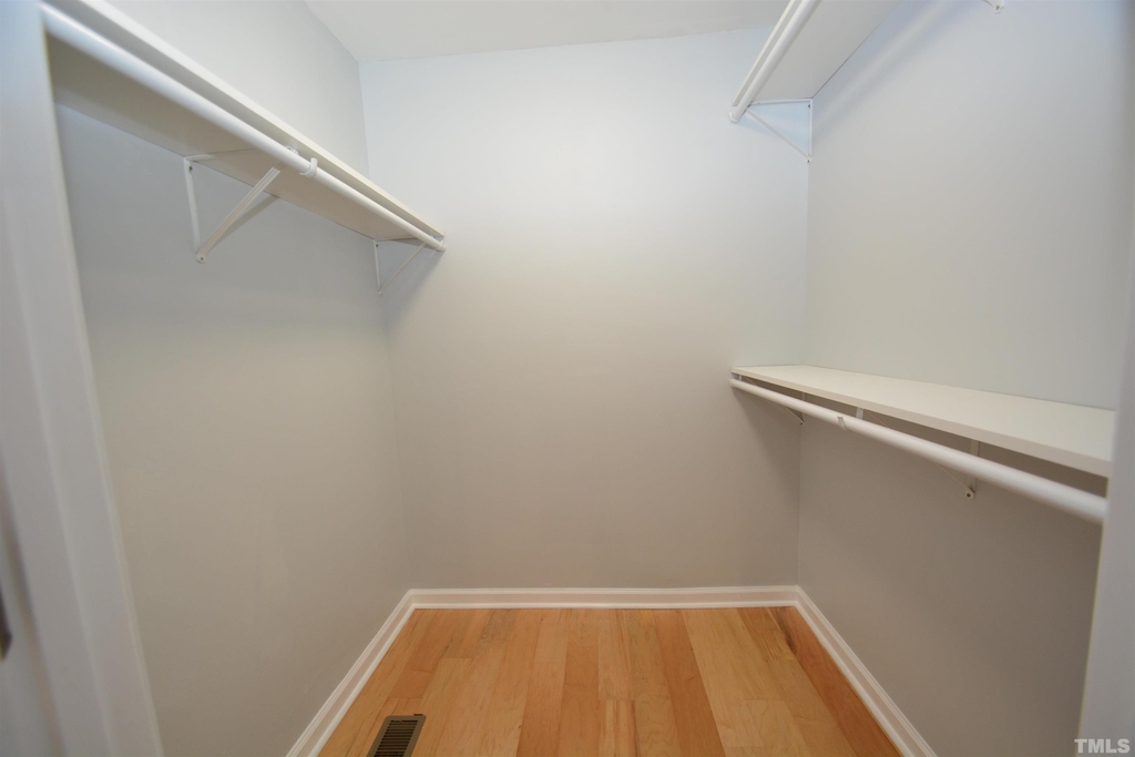 2303 Otis Street - Photo 6