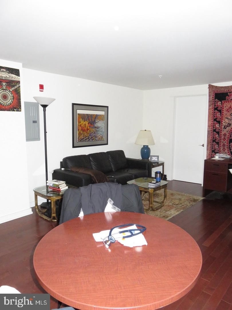 1300 Spruce Street - Photo 2