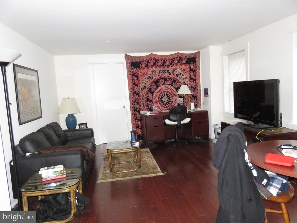 1300 Spruce Street - Photo 6