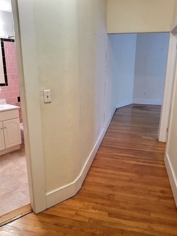 1390 Beacon St - Photo 3