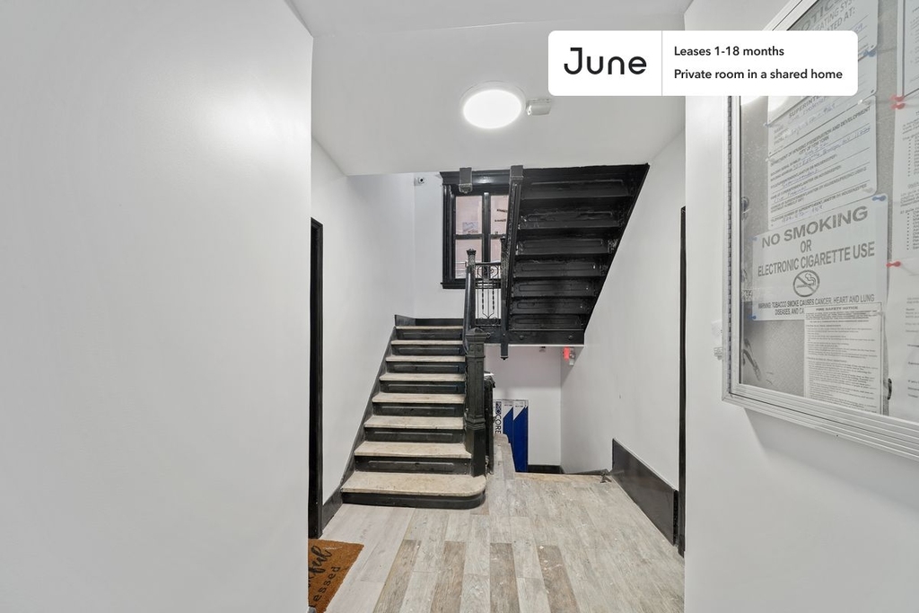 327 East 22nd Street - Photo 11