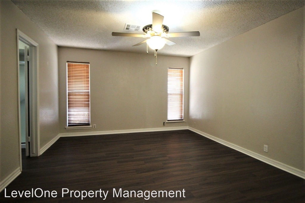 2108 Rockypoint Drive - Photo 4