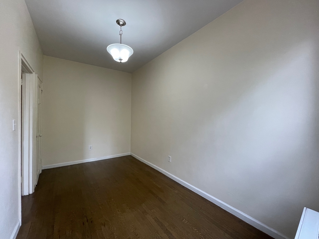 2272 1st Avenue - Photo 10