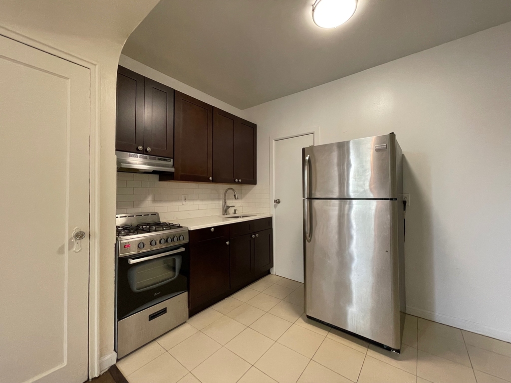 2272 1st Avenue - Photo 5