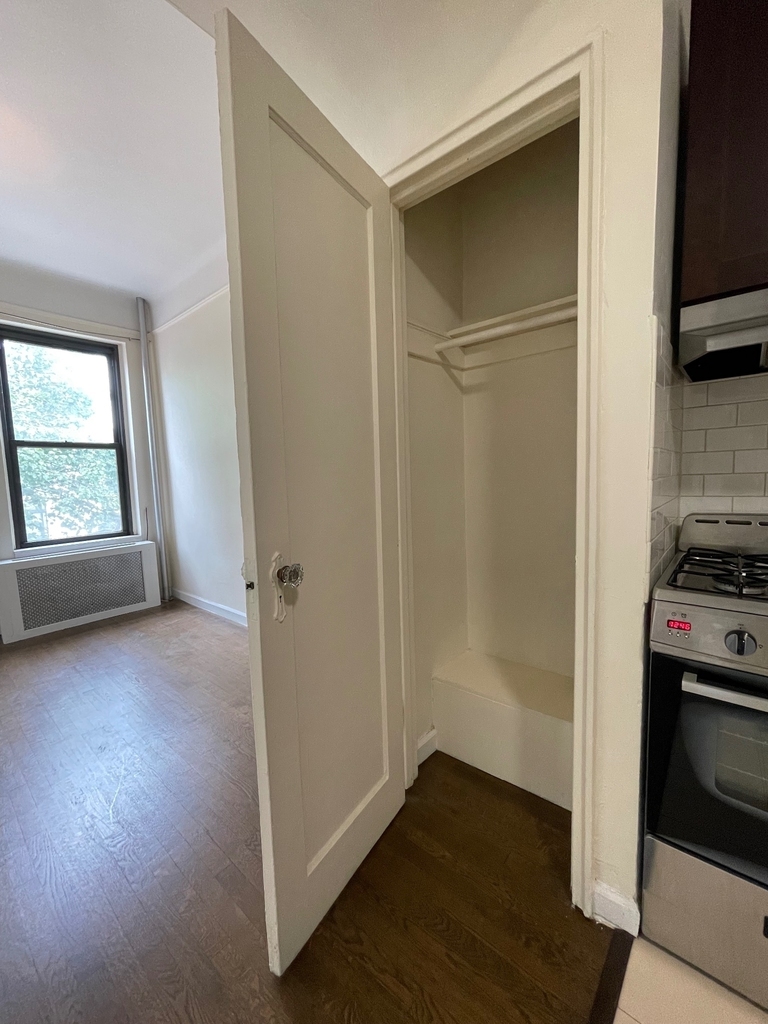 2272 1st Avenue - Photo 14