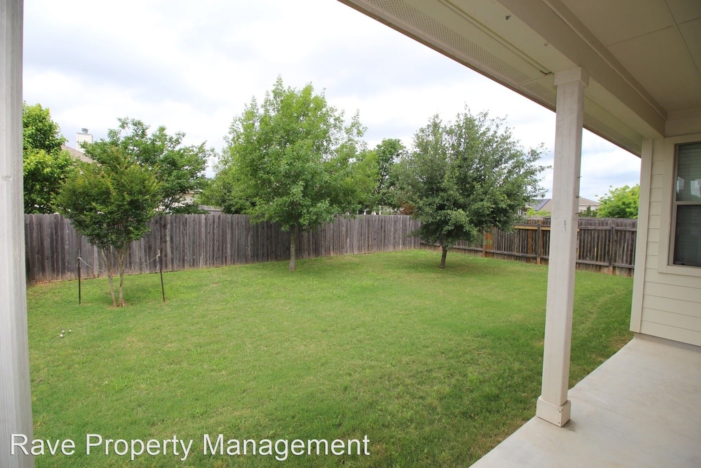 2110 Constellation Drive - Photo 17