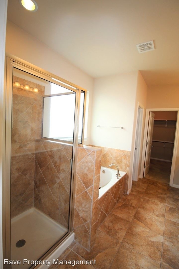 2110 Constellation Drive - Photo 15