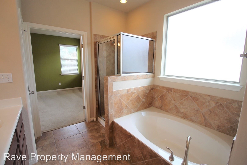 2110 Constellation Drive - Photo 14