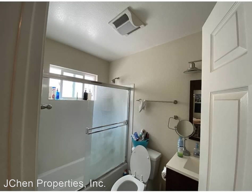 335 N 9th St. - Photo 10