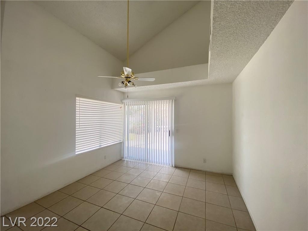 400 Clifton Heights Drive - Photo 2