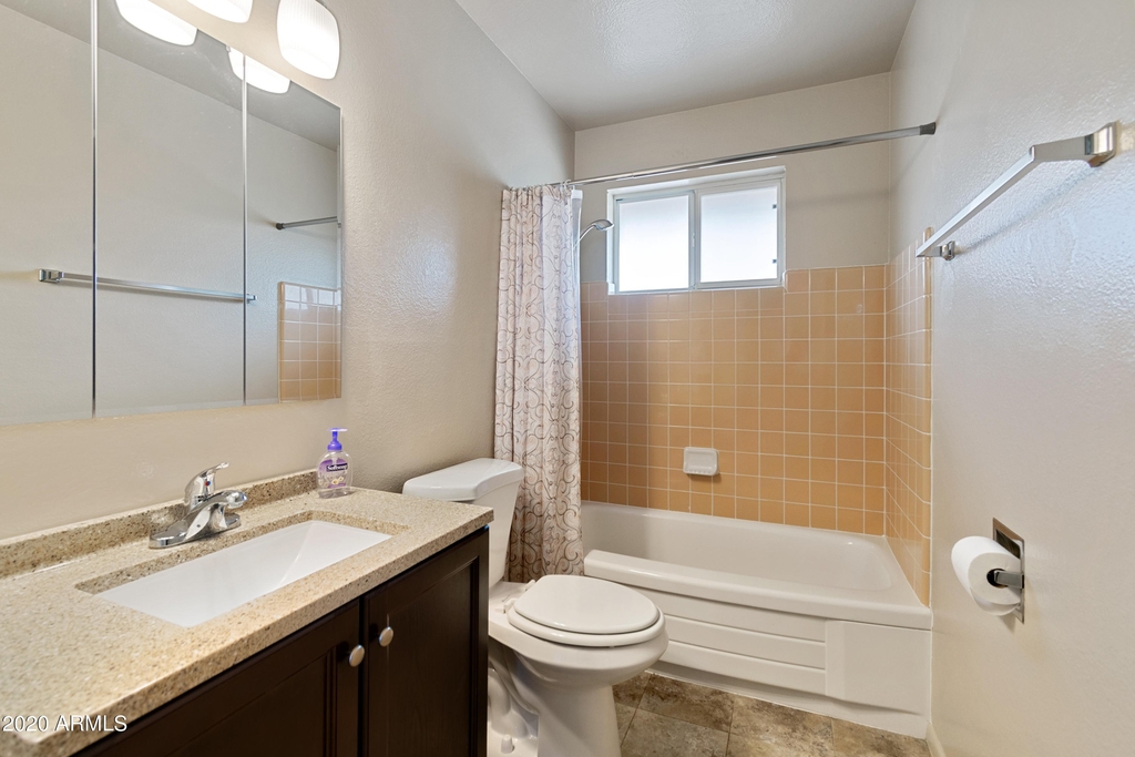 12020 N Hacienda Drive - Photo 8