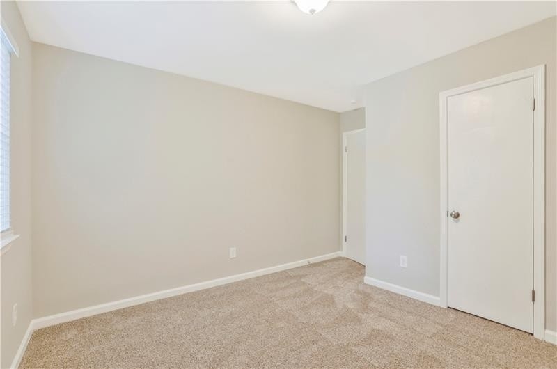 5757 Plantation Court - Photo 18