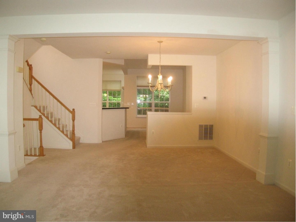 6142 Cinnamon Ct - Photo 2